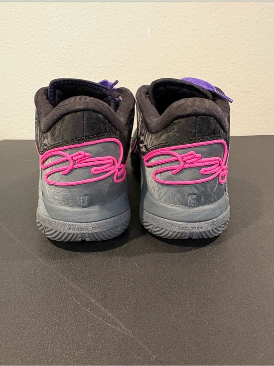 Nike LeBron XXII 22 \'Blacklight\' Pink Black FZ1094-001 Men\'s Size 8 Basketball main image 9